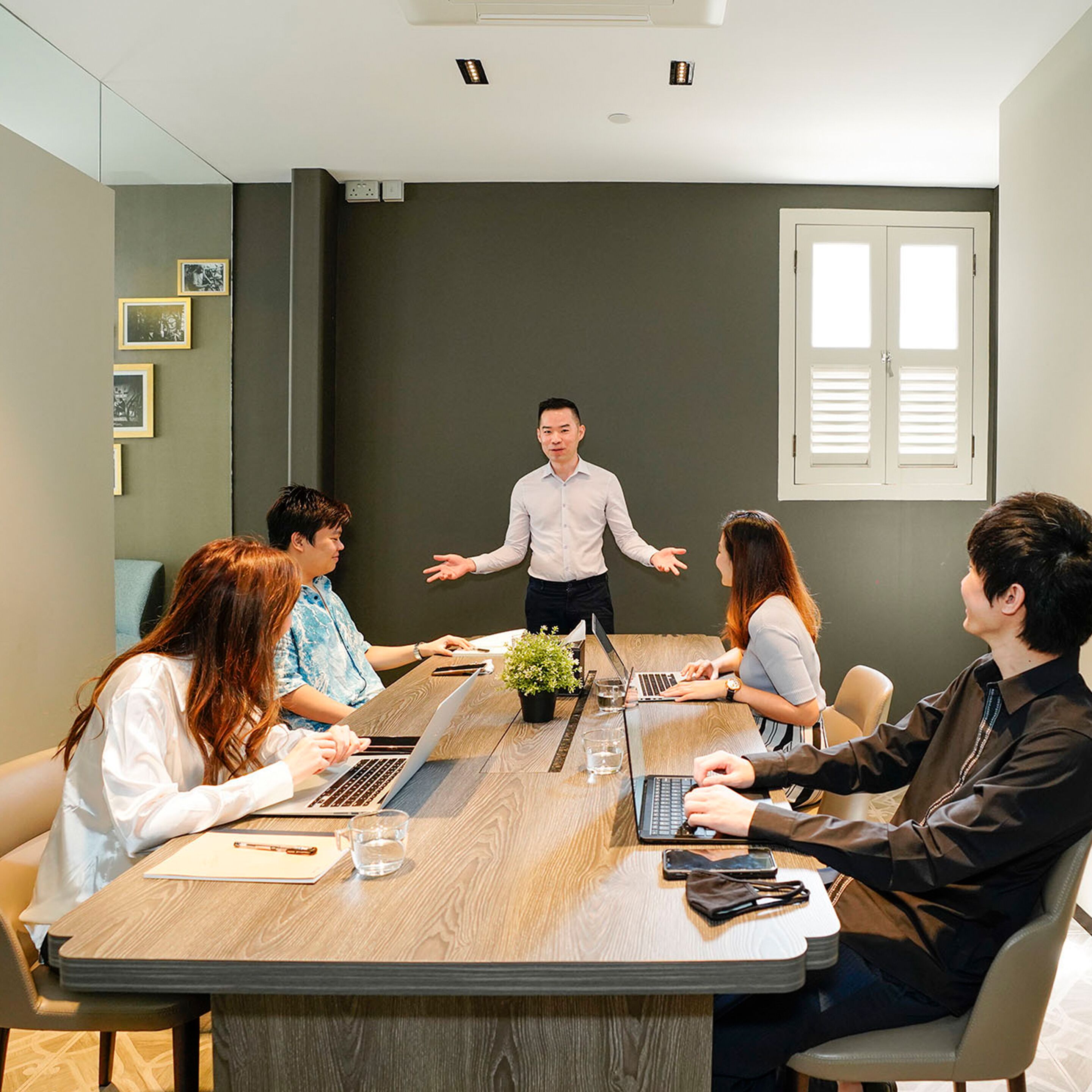 Foto - ST Signature Jalan Besar