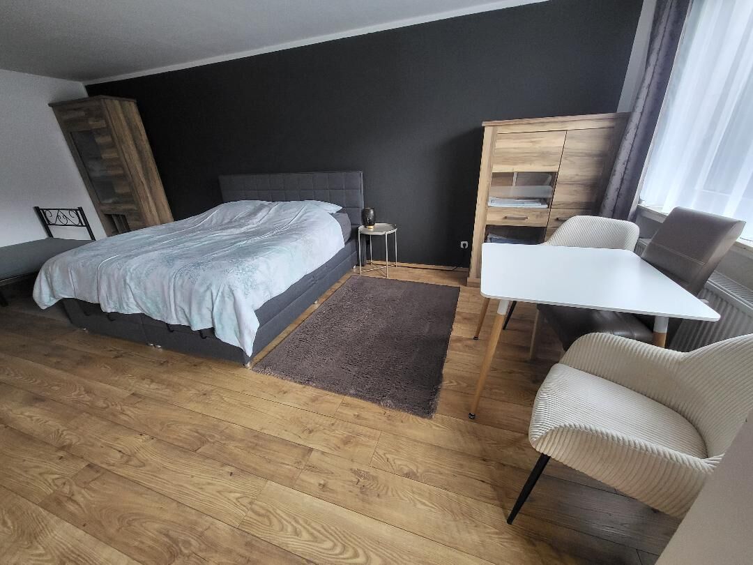 1 bedroom, iron/ironing board, travel cot, free WiFi