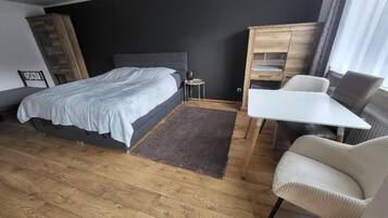 1 bedroom, iron/ironing board, travel crib, free WiFi