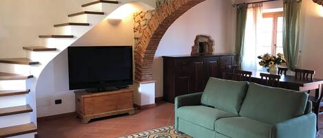 TV