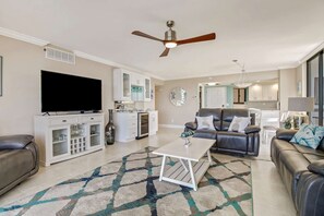 Unclassified image, 4 of 46, button