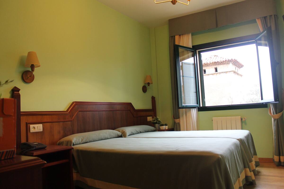 Comfort Double or Twin Room, Ocean View | Desk, laptop workspace