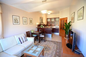 Huoneisto | Oleskelualue | Taulutelevisio