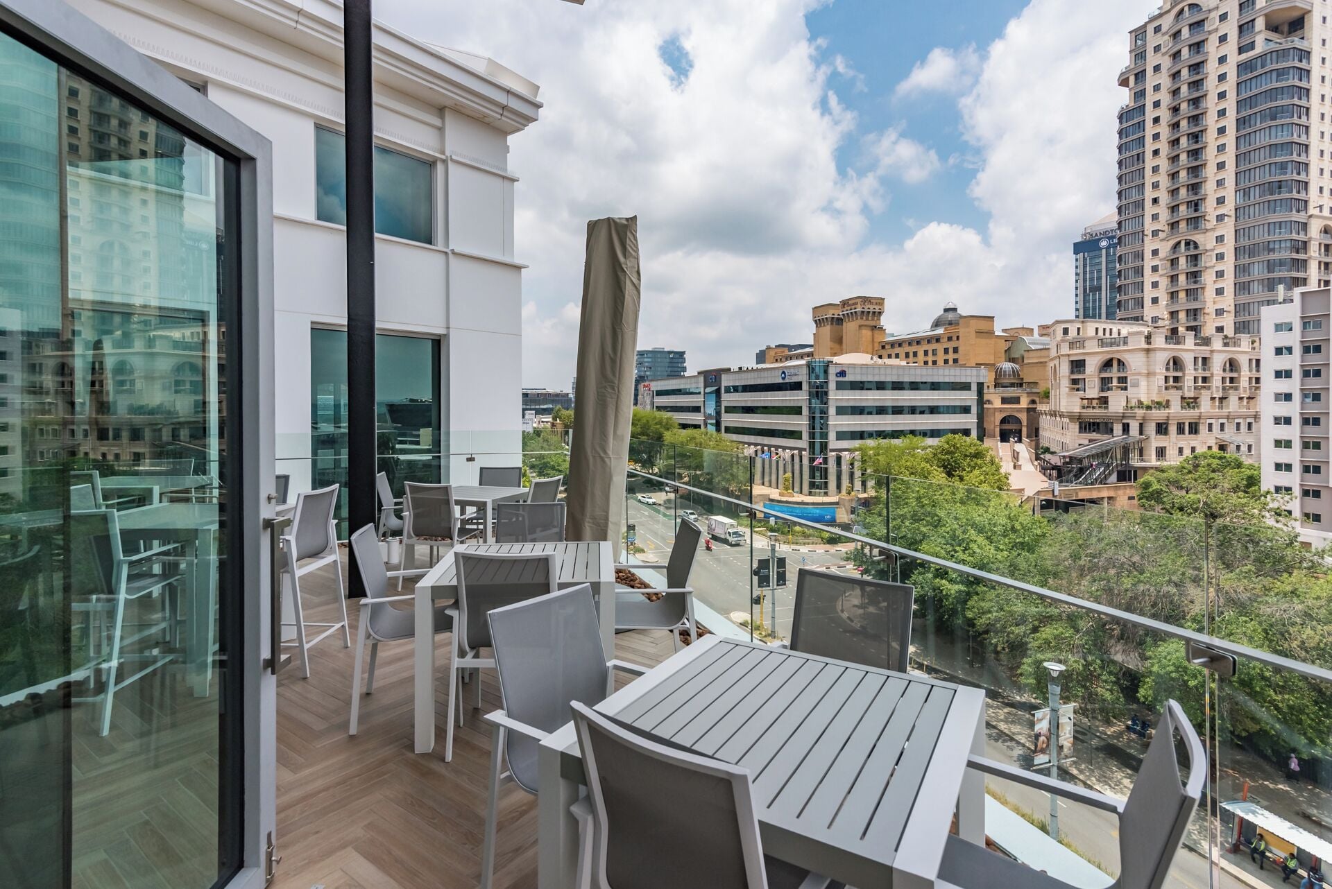 2 restaurants, breakfast, lunch, dinner served; local cuisine