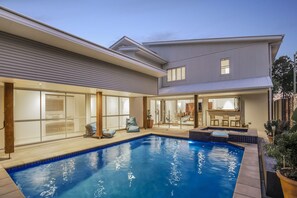 Outdoor pool - Family Friendly Tropical Paradise at Whitepatch! (White Patch)