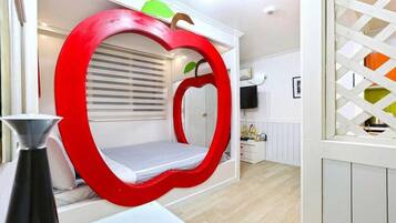 Room (Apple Mint) | Free WiFi, bed sheets