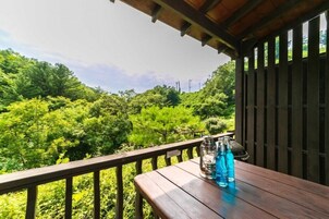 Room (Luzern 1) | Bed sheets