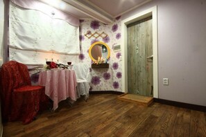 Zimmer | Kostenloses WLAN, Bettwäsche