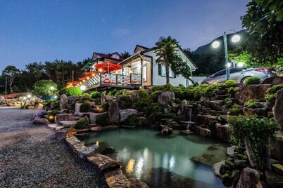 Jeongwon Beach Pension