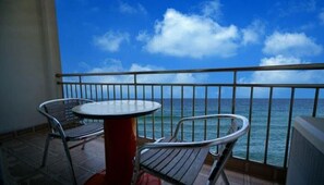 Free WiFi, bed sheets - Sea sight pension (Buan)