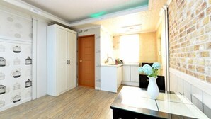 Zimmer (103) | Kostenloses WLAN, Bettwäsche