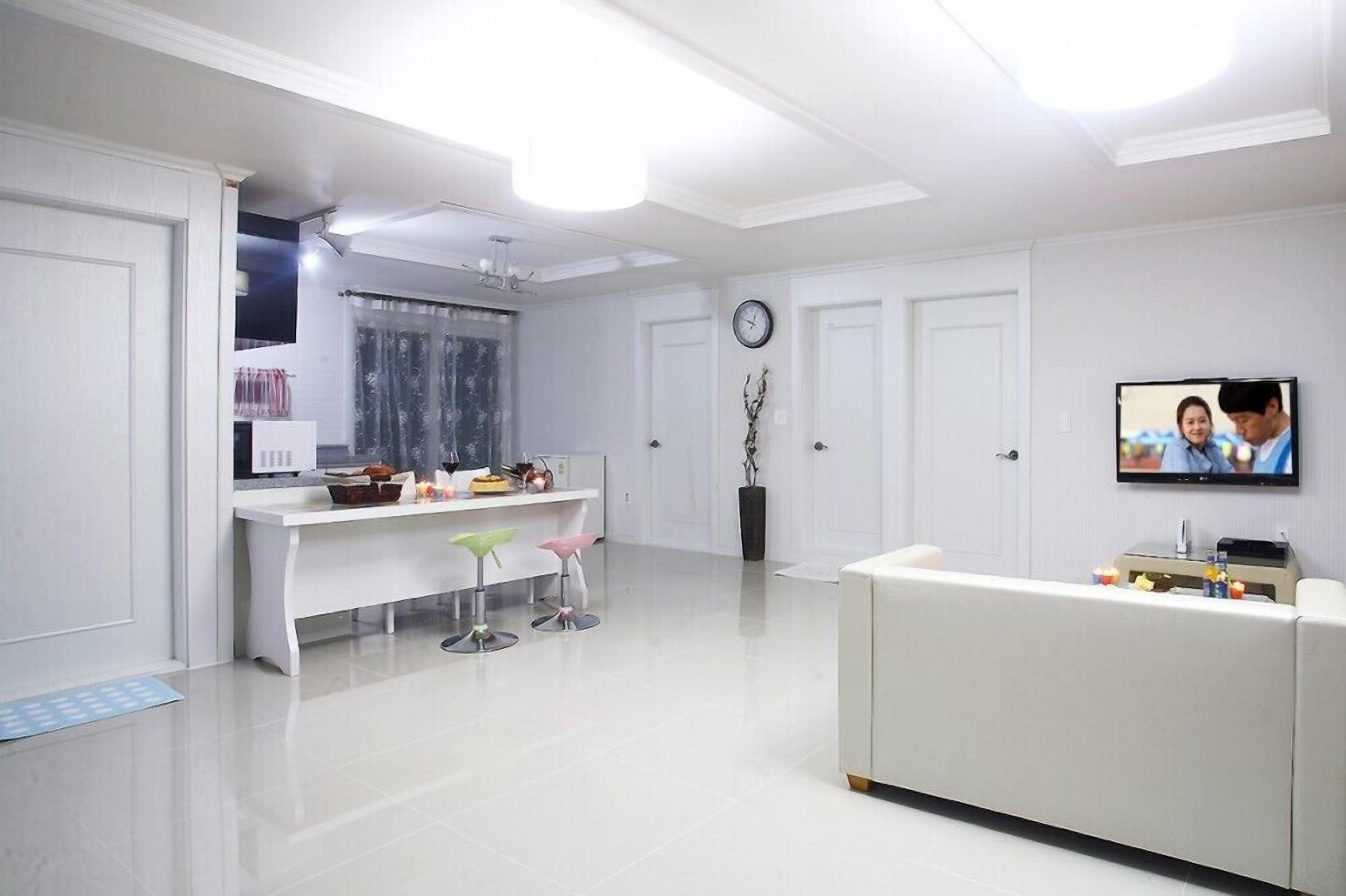 ห้องพัก (Julie pepe) | Wi-Fi ฟรี, ผ้าปูที่นอน