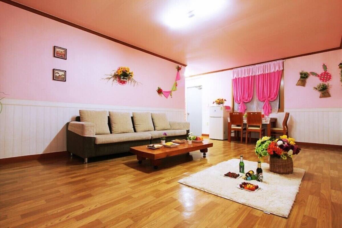 Chambre (Haebaraggi) | Accès au Wi-Fi (inclus), literie fournie