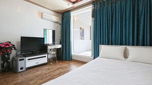 Room - You and Me Pension (Chuncheon)