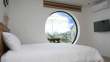 Room (101) | Free WiFi, bed sheets