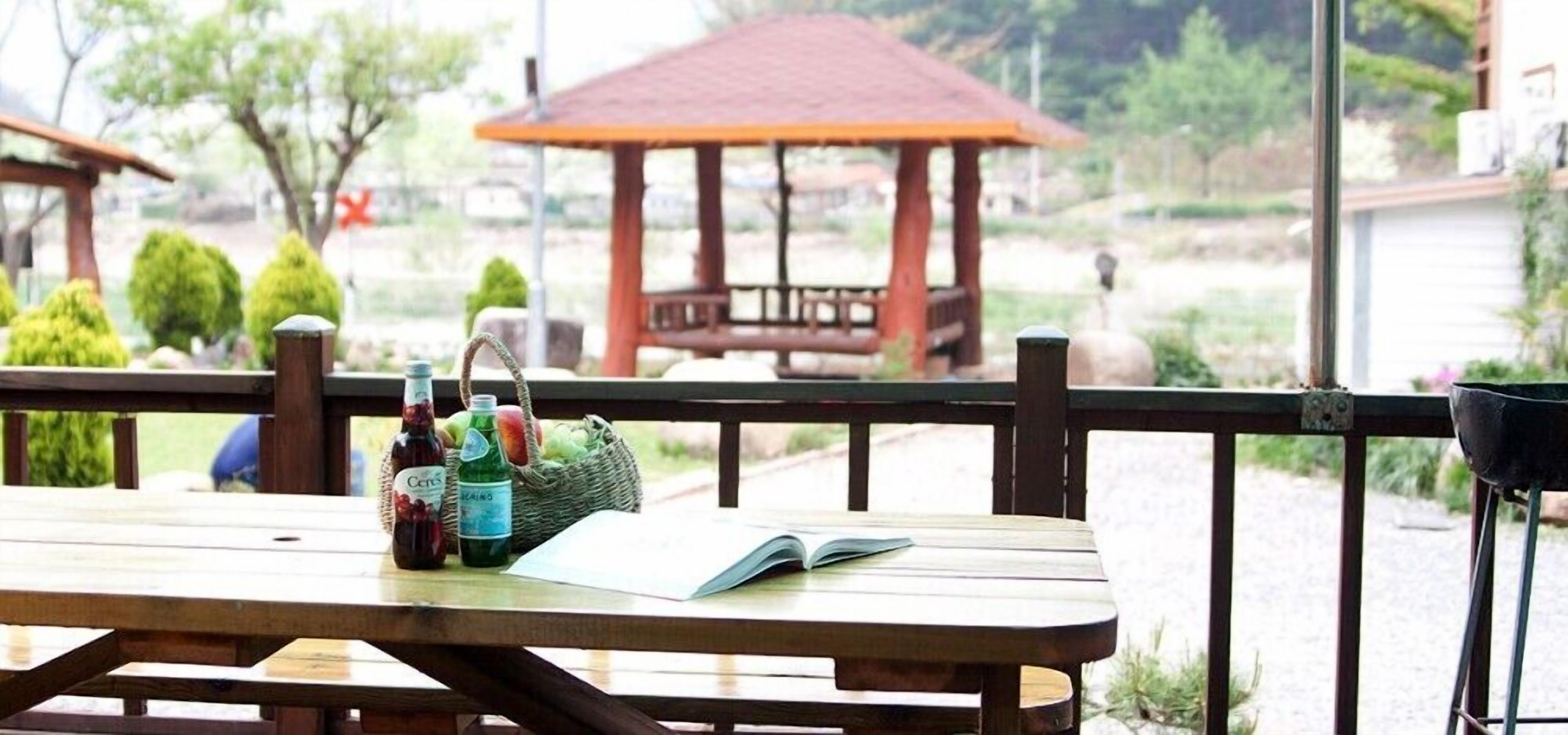 Room (Bongsunhwa) | Free WiFi, bed sheets