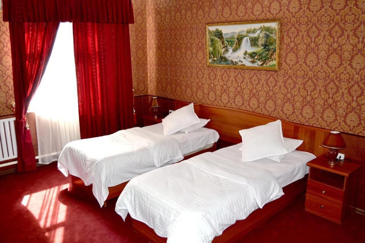 Chambre Standard Double ou avec lits jumeaux