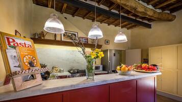 Mikrowelle, Ofen, Herdplatte, GeschirrspĂŒler