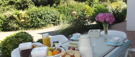Colazione continentale inclusa, servita tutte le mattine