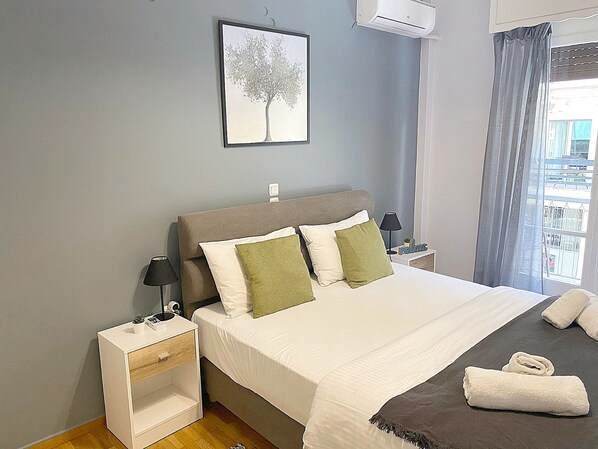 Apartment | 1 bedroom, iron/ironing board, free WiFi, bed sheets - Check Point - Veikou (Athens)