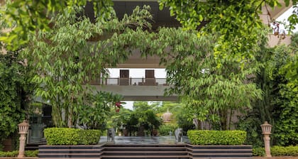 Clarks Safari Ranthambore