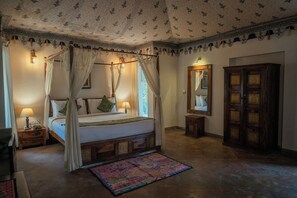 Luxury Tent | 1 bedroom, hypo-allergenic bedding, pillowtop beds, minibar - Clarks Safari Ranthambore (Sawai Madhopur)