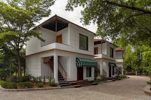 Bahagian luar