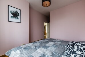 City Apartment | Egyptian cotton sheets, premium bedding, individually decorated