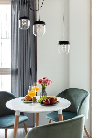 Breakfast area - Brand New Smart House in City Center (Vilnius)