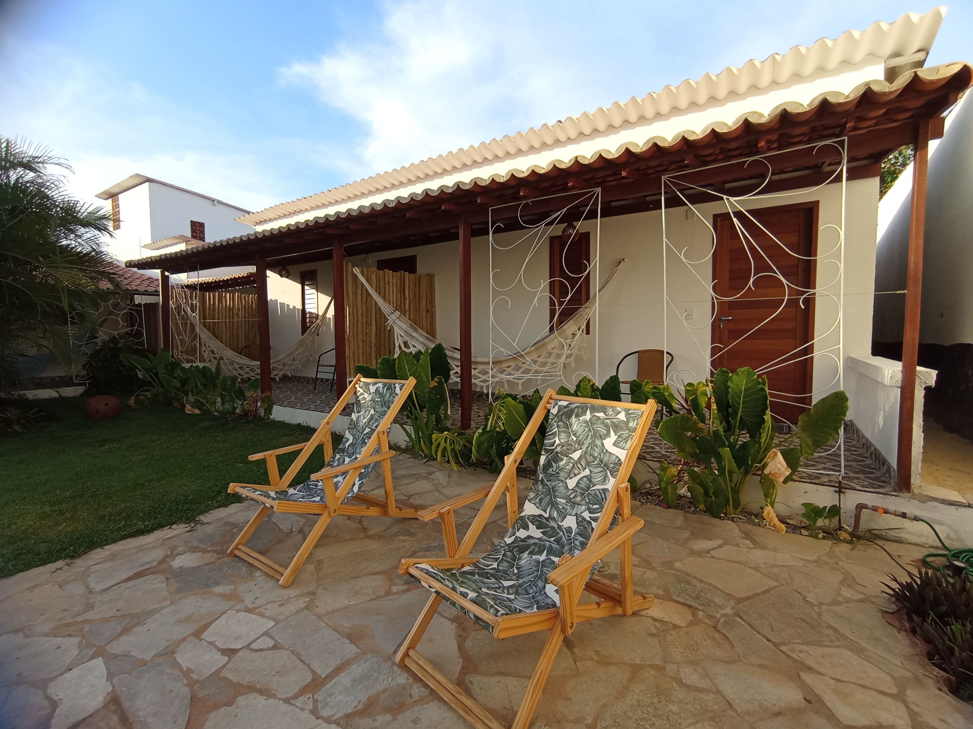 Premium bedding, pillowtop beds, minibar, free WiFi