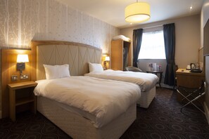 Double or Twin Room - Sandford House Hotel by Wetherspoon  (Huntingdon)