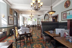 Restaurant - Sandford House Hotel by Wetherspoon  (Huntingdon)