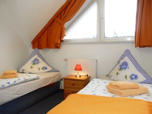 2 chambres, lit parapluie, Wi-Fi, draps fournis