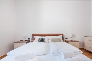 Apartment, 2 Bedrooms | 2 bilik tidur, Wi-fi percuma, cadar katil 