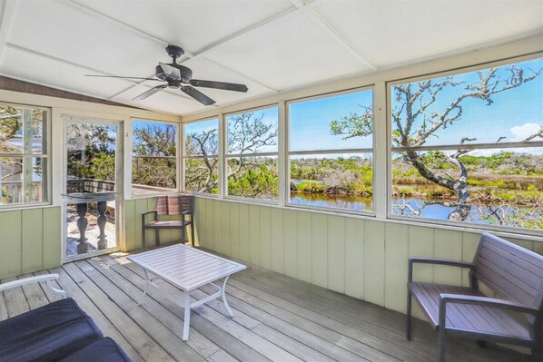 Interior - Teacher's Lair: Beautiful waterfront home on a canal in Oyster Creek (Ocracoke)