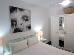 3 bedrooms, iron/ironing board, WiFi, bed sheets - MAGNIFICENT APARTMENT IN CULLERA (Cullera)