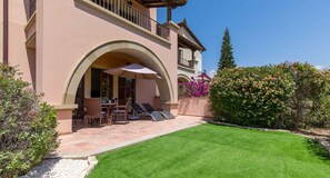 Garden - Apartment APD02 - Artemis (Kouklia)