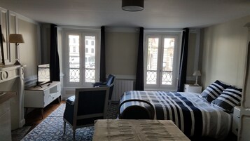 Studio Confort | Literie de qualité, lit avec matelas Select Comfort, décor unique