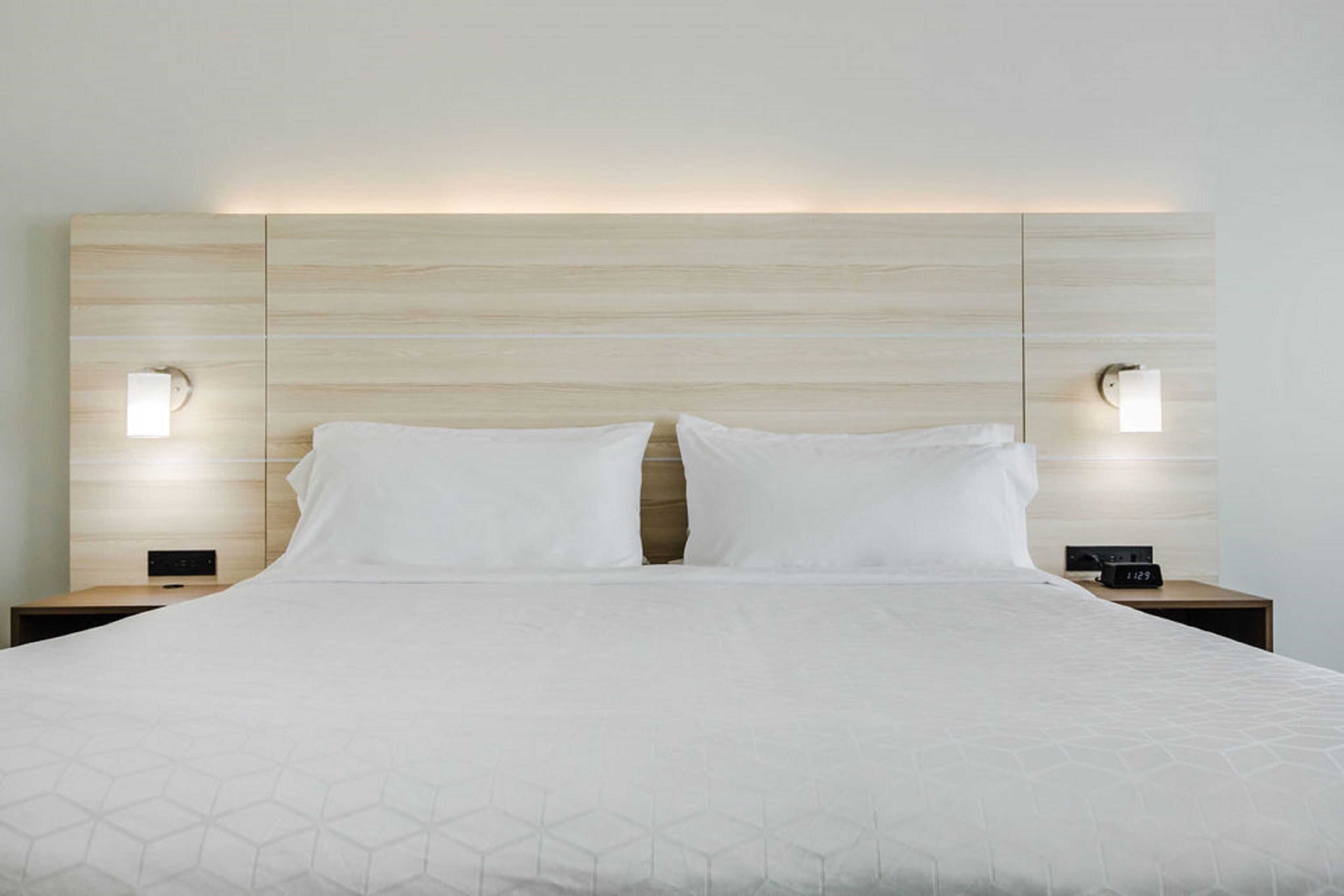 1 bedroom, individually furnished, desk, laptop workspace