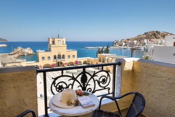 Family Quadruple Sea View | In-room safe, individually decorated, individually furnished, desk