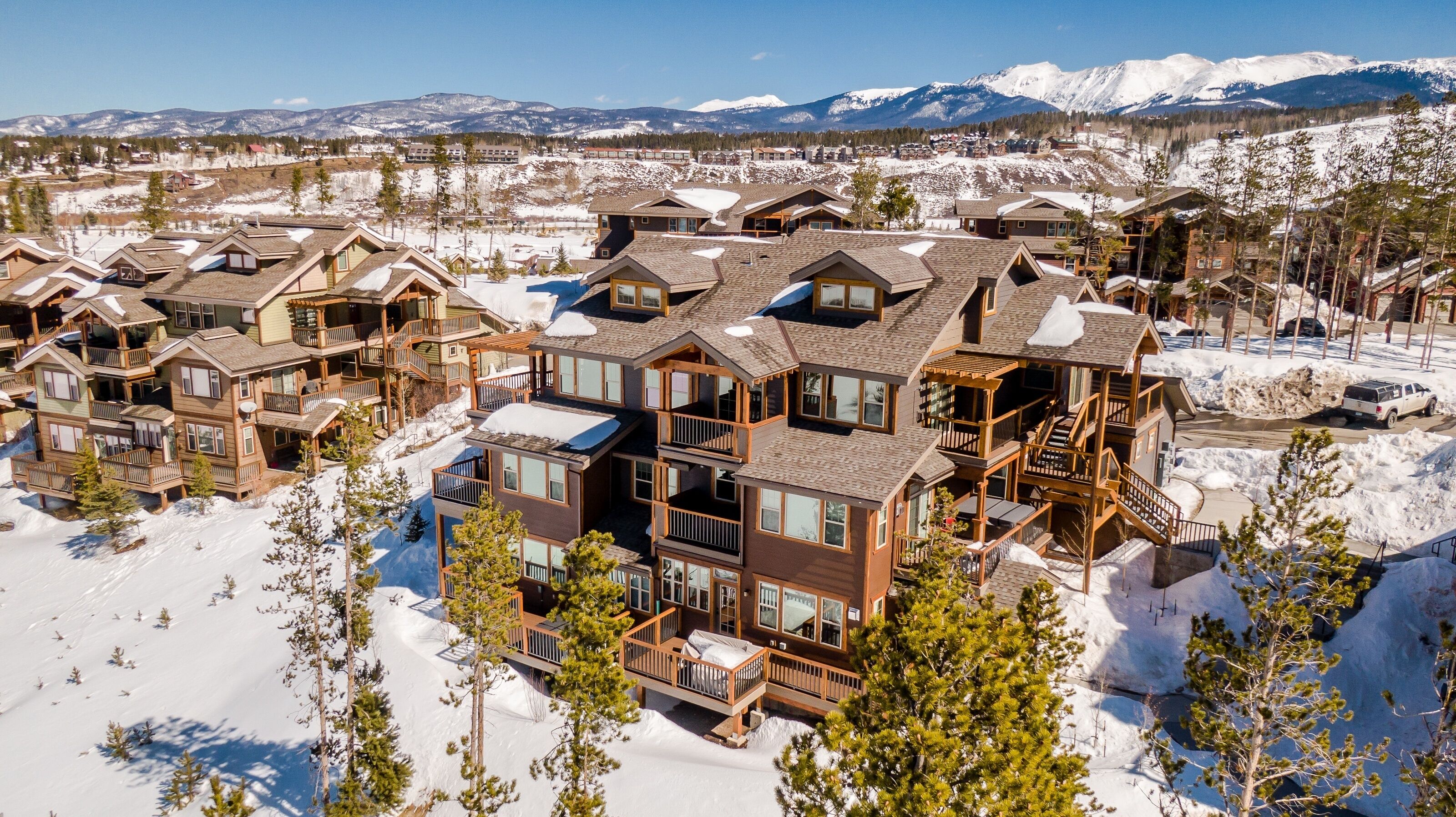 Condo, 2 Bedrooms | Exterior