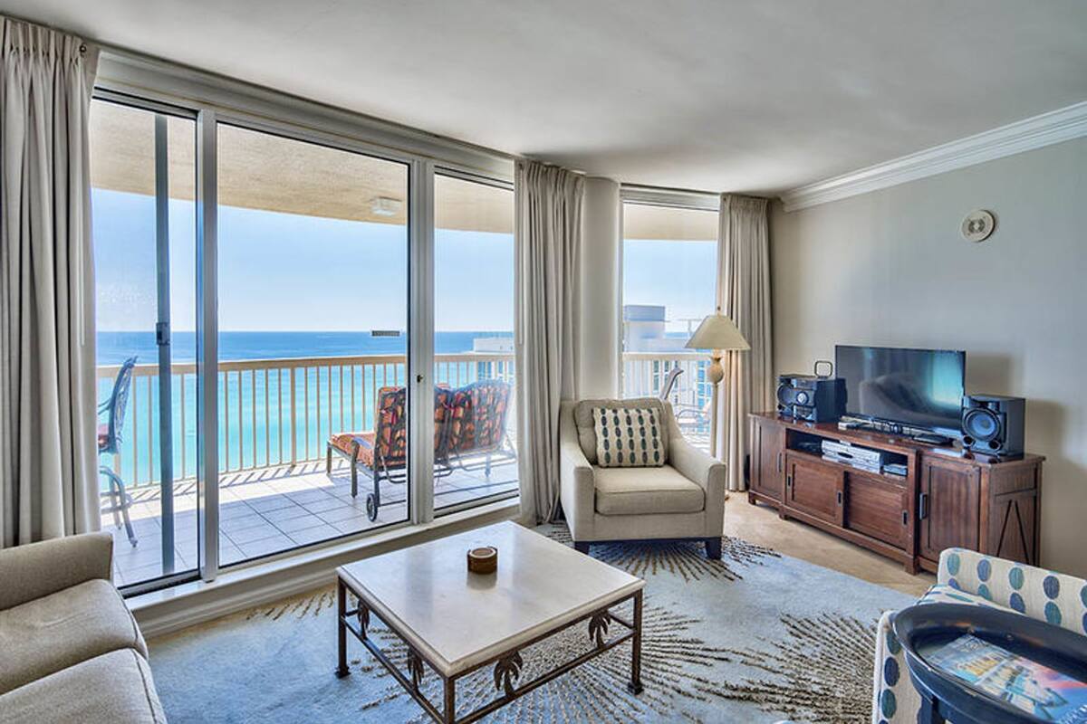 Condo, 3 Bedrooms | Living room | Flat-screen TV, DVD player