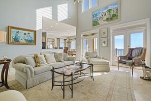 House, Multiple Beds | Living room | TV, fireplace