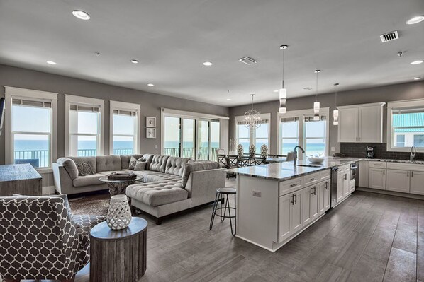 Interior - Sol Dorado by Five Star Properties (Destin)