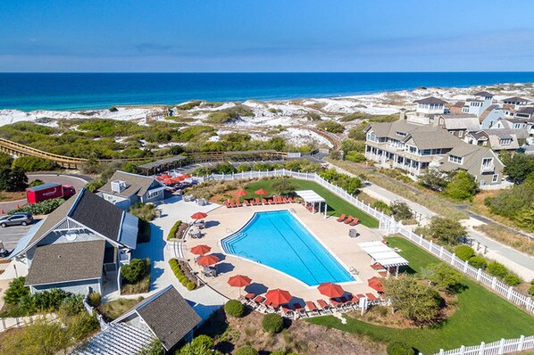 House, 6 Bedrooms | Pool
