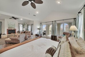 House, 5 Bedrooms