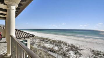 House, Multiple Beds | Beach | On the beach