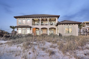 Casa, várias camas | Fachada