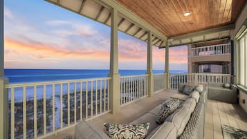 House, Multiple Beds | Balcony
