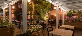 The Swan Hotel by Wetherspoon